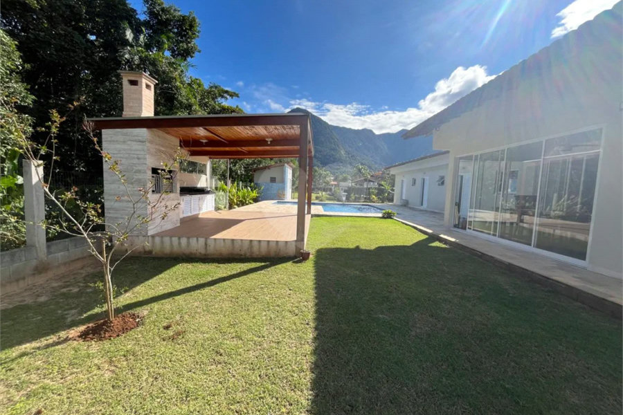 Casa à venda com 4 suítes em Morada da Praia, Bertioga, SP