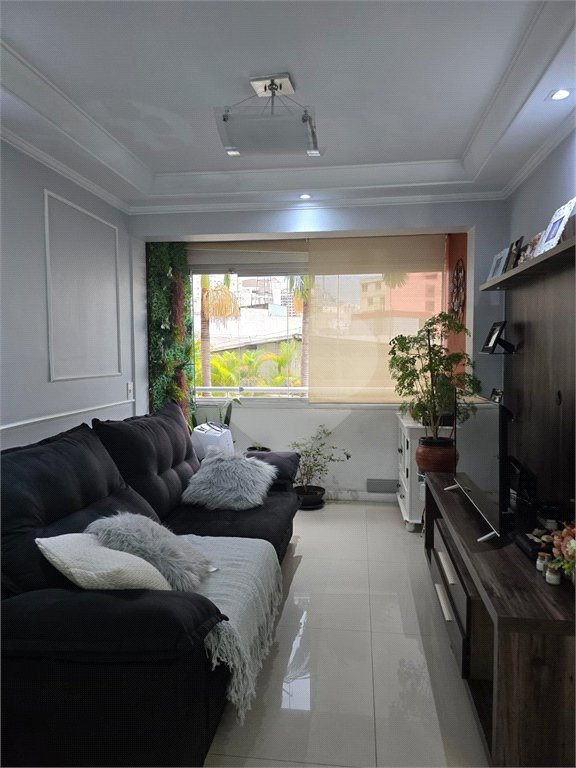 Apartamento de 3 quartos, com garagem, á venda no Cambuci