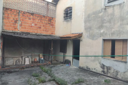 Casa à venda com 3 quartos e 3 vagas próximo ao Metro Vila Sônia
