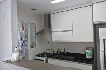 Apartamento á venda - Campo Belo