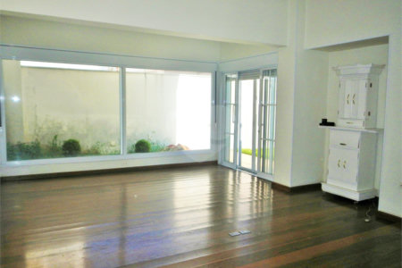 Casa à venda na Saúde c/293m2 - 4 Suítes/4 Salas/3 Vagas na garagem