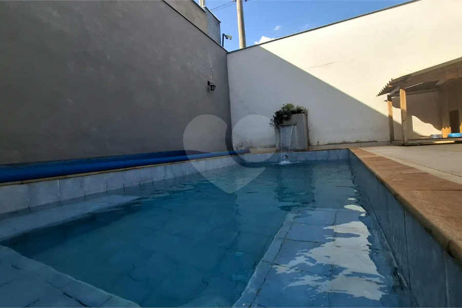 Sobrado com Piscina à Venda no Terras de Treviso – Piracicaba/SP
