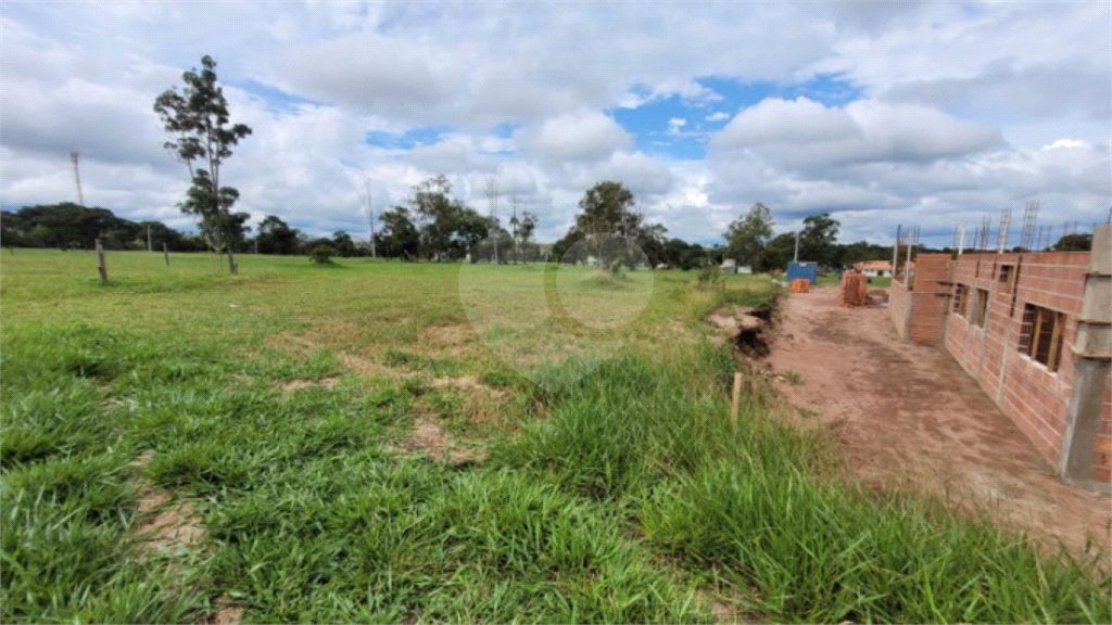Loteamento Residencial no Condomínio Vila Pinhal do Broa
