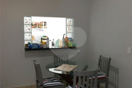 Apartamento no Edifício Villagio Di Napoli .