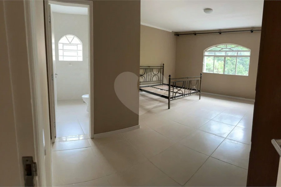Casa para locação e venda 250m² - Vila Guarani.