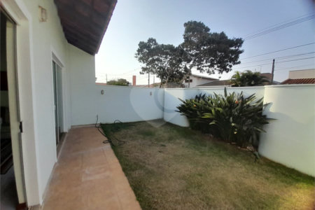 Casa à Venda no Residencial Eldorado - São Carlos