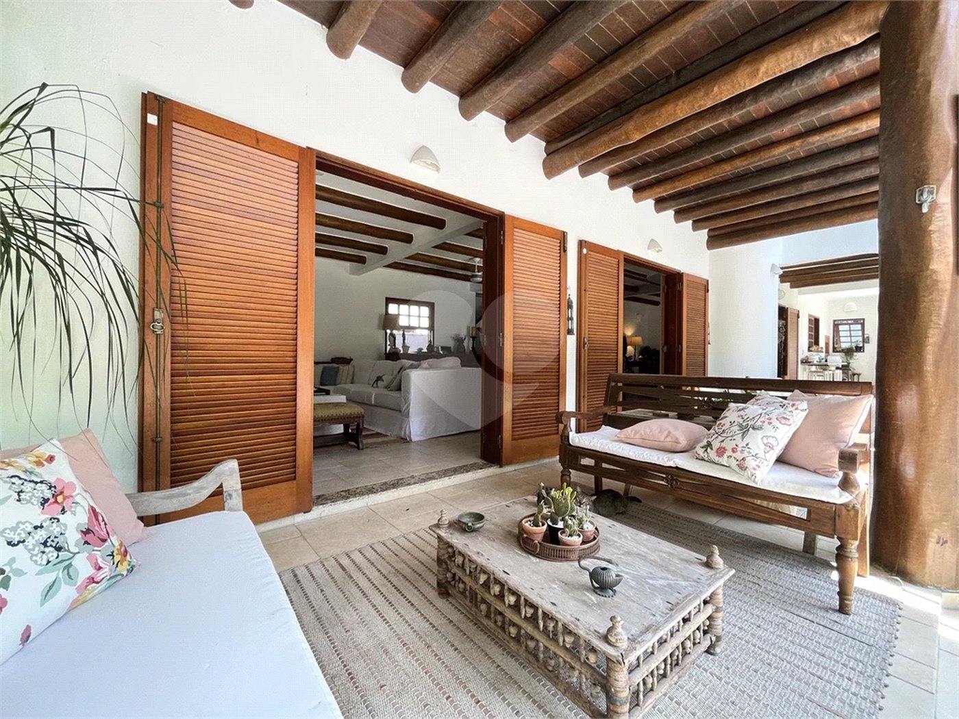 Casa à venda com 4 suítes em Costa do Sol, Bertioga, SP