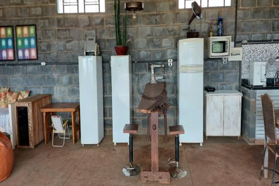 Chácara à venda com 4 quartos, sendo 1 suíte,  em Jardim dos Ipês, Brodowski, SP