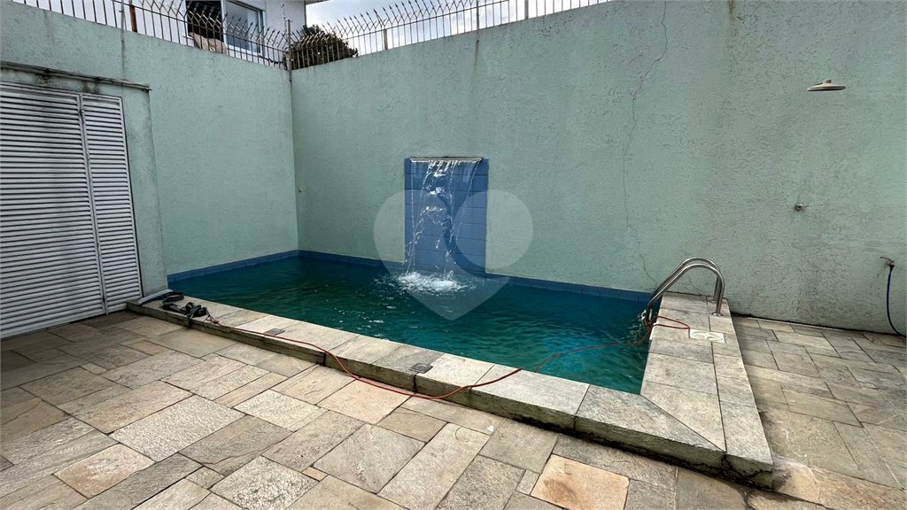 Casa à venda com 3 suítes em Vila Cordeiro, São Paulo, SP