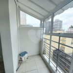 Ótima sala para escritório com 37 m², possui 2 ambientes.