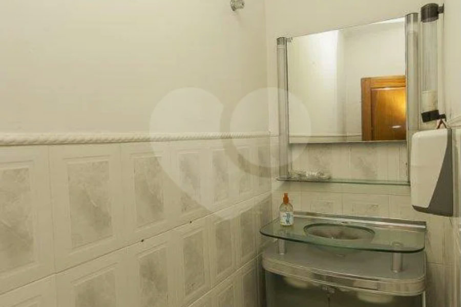 Sobrado Comercial à Venda ou Locação na Vila Mascote