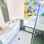 Sobrado com 4 suítes, 5 vagas e Piscina - Palmas do Tremembé