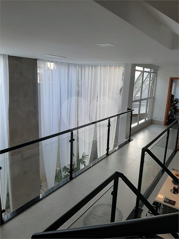 LINDO SOBRADO 3 SUITES 4 VAGAS JD DA SAÚDE ACEITA PERMUTA.
