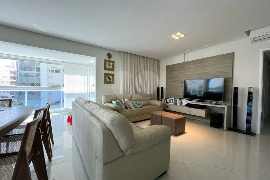 Apartamento à venda com 3 suítes em Riviera de São Lourenço, Bertioga, SP