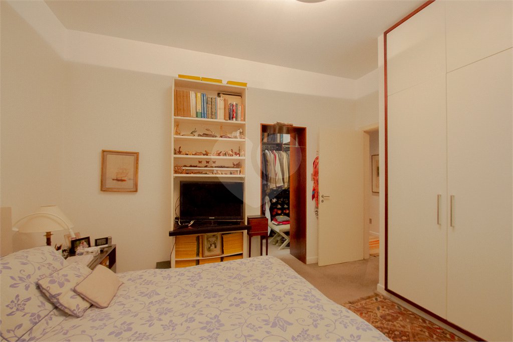 Casa à venda com 3 quartos, sendo 1 suíte,  em Campo Belo, São Paulo, SP