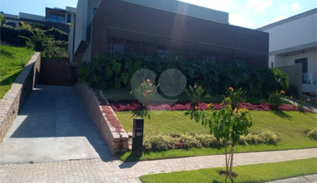 Casa à venda com 4 suítes no condomínio Residencial Campo de Toscana, Vinhedo - SP