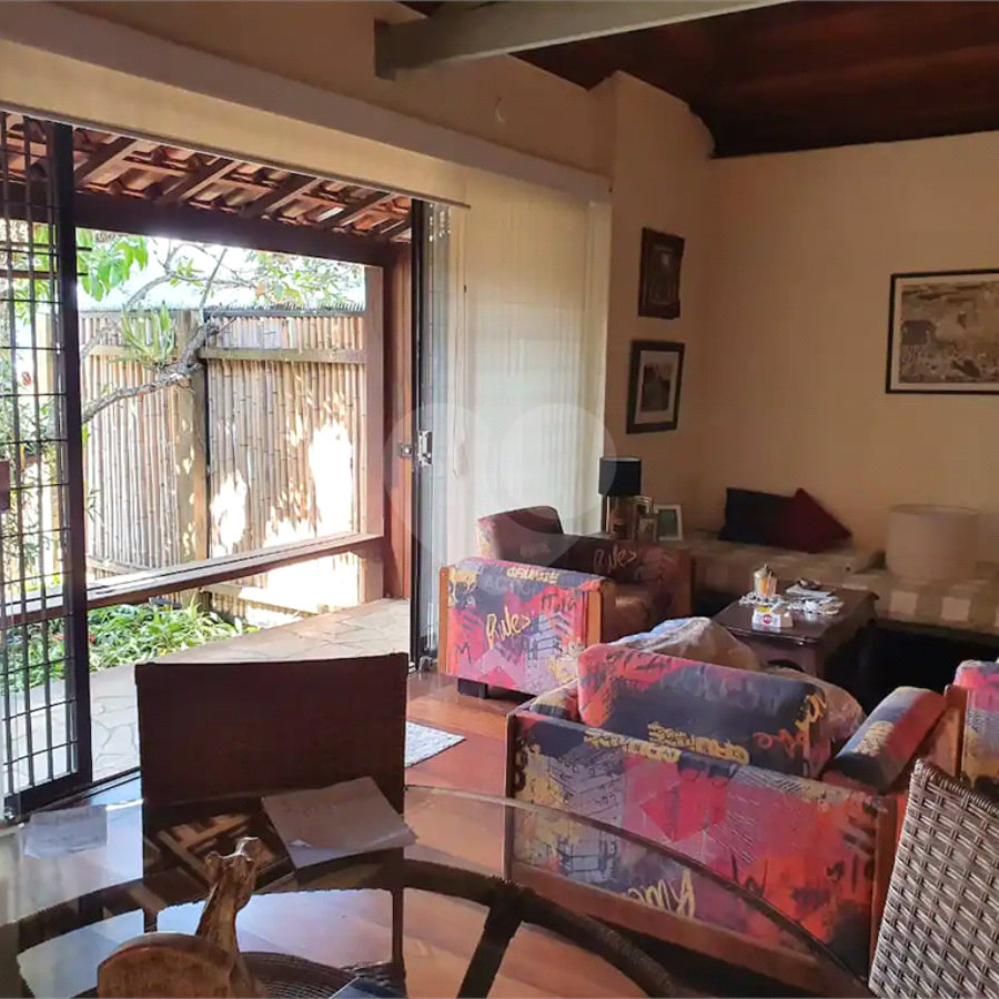 Casa com 3 quartos à venda, 160 m² - Centro - São Roque/SP