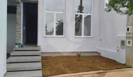Casa à venda com 3 quartos, sendo 1 suíte,  no condomínio Faixa Azul, São Carlos - SP