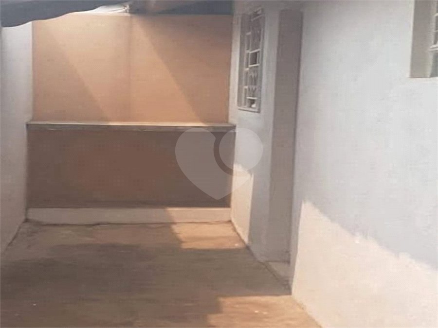 CASA À VENDA – BAIRRO SANTA FELÍCIA