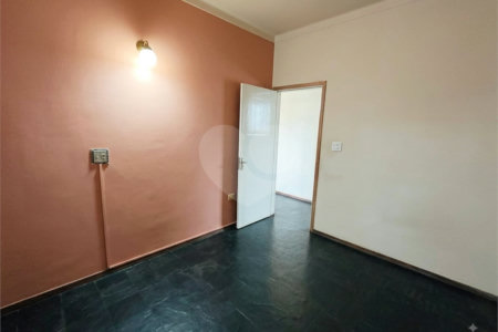 Casa Térrea Charmosa e Espaçosa na Vila Prado: Conforto, Praticidade e Próxima ao Centro!