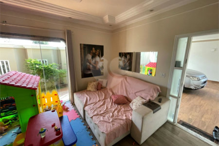 Casa para venda na Vila Carmem