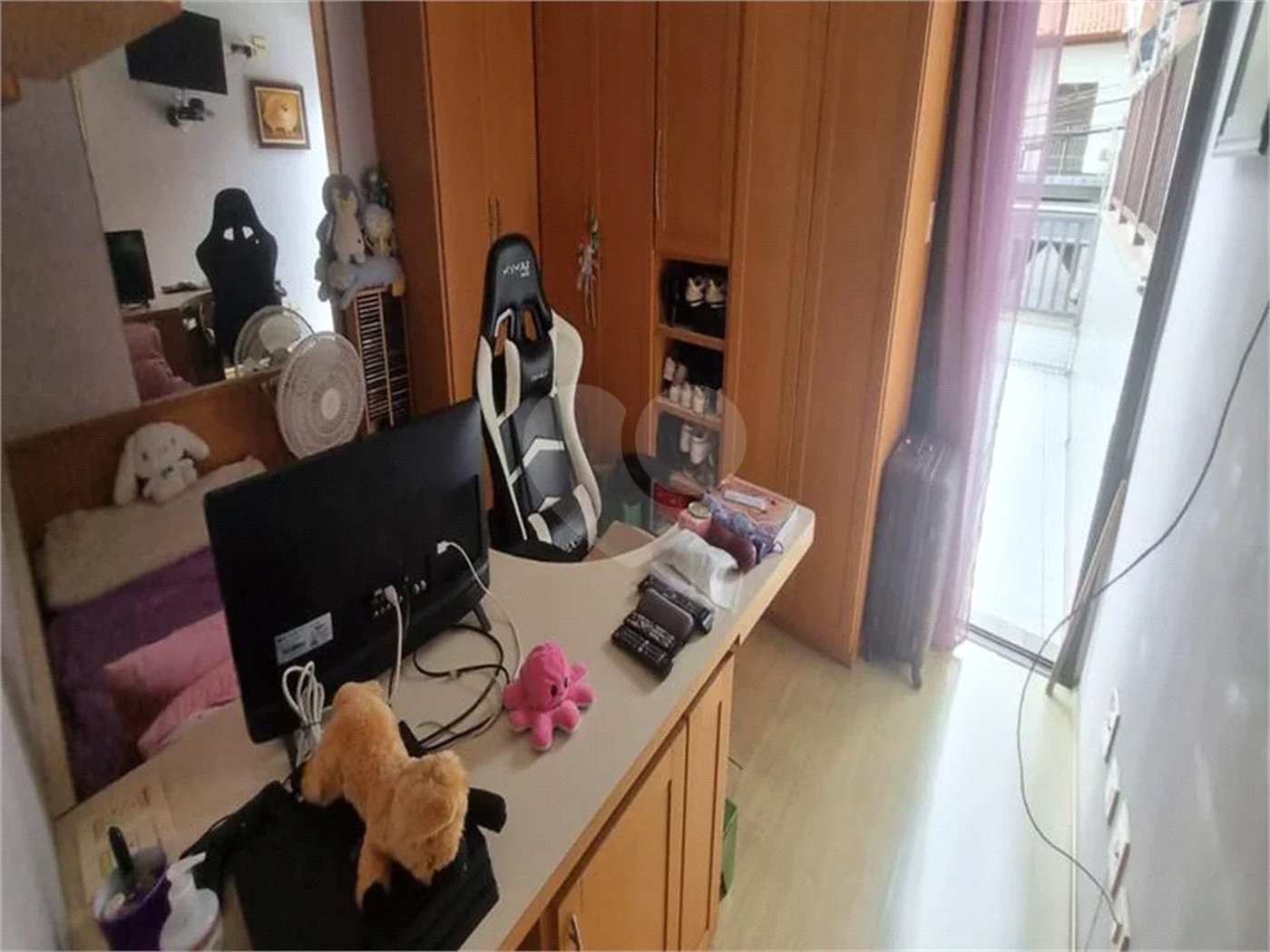 Sobrado à Venda na Aclimação - 150 m² - 2 Salas, 3 Dorms, 2 Vagas.