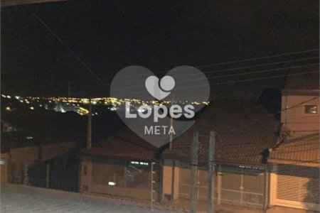 SOBRADO A VENDA, BAIRRO PARQUE DOS IPÊS, 3 DORMITORIOS 1 SENDO SUITE, 2 VAGAS DE GARAGEM, SJC/SP