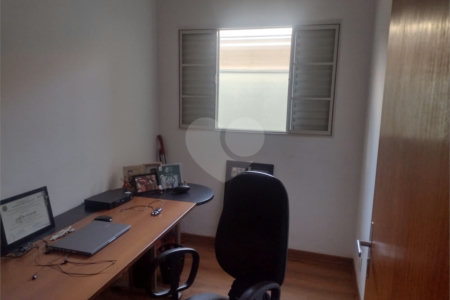 Casa térrea disponivel para venda no Jardim Bandeirantes