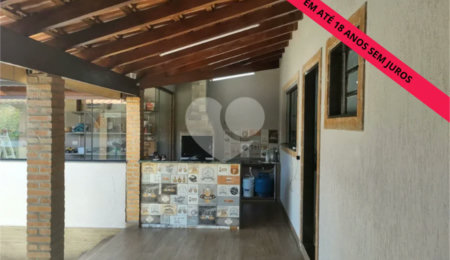 Casa à venda com 2 quartos no Centro, Brotas, SP