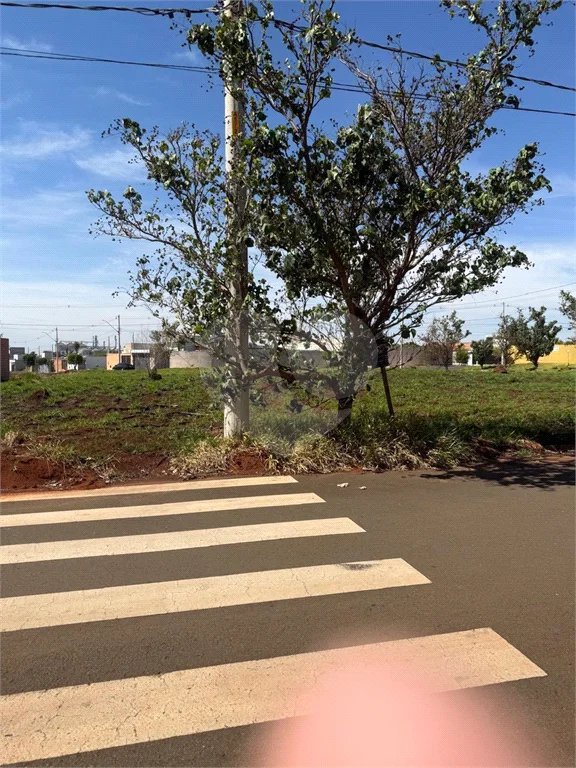 Terreno com 275 m2 , á venda no Terras Di Treviso