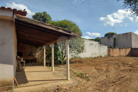 Chácara no Tutoya do Vale próximo ao Varjão.