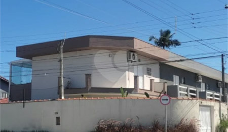 Casa à venda com 2 suítes em Rio da Praia, Bertioga, SP