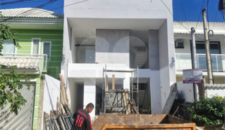 Casa à venda com 4 suítes no condomínio Vale das Palmeiras., Rio de Janeiro - RJ