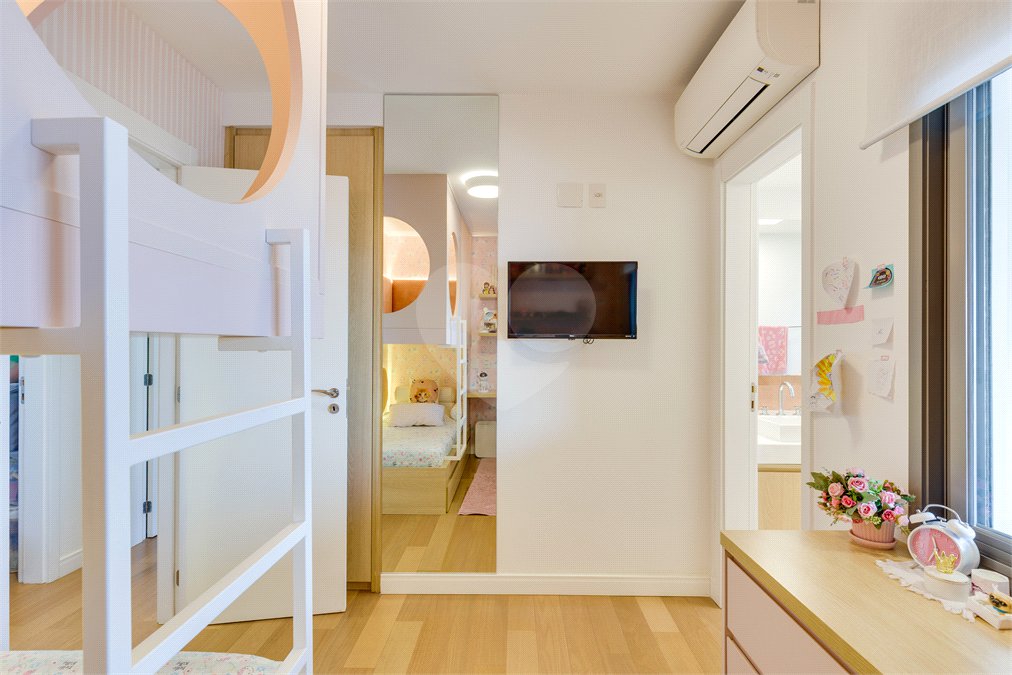 Apartamento para alugar com 3 suítes em Chácara Santo Antônio, São Paulo, SP