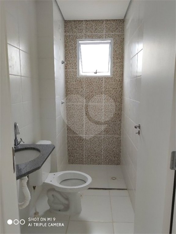 Apartamento no Condomínio Parque dos Manacás.