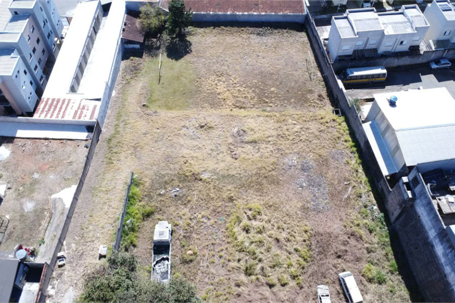 Terreno Plano para Construção ou Investimento – 3.200m² – Frente ao San Michel no bairro Campos Elíseos