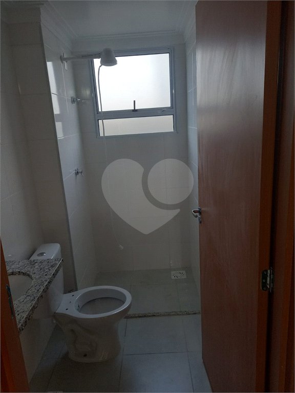 Apartamento Térreo – Condomínio Monte Pinheiros
