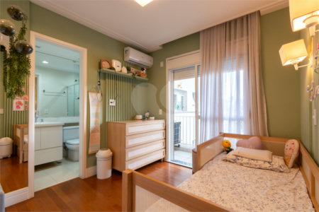 Apartamento à venda com 4 quartos, sendo 2 suítes, em Brooklin, São Paulo, SP