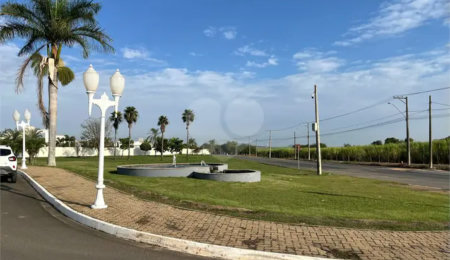 Terreno à venda no condomínio Vivamus, Saltinho - SP