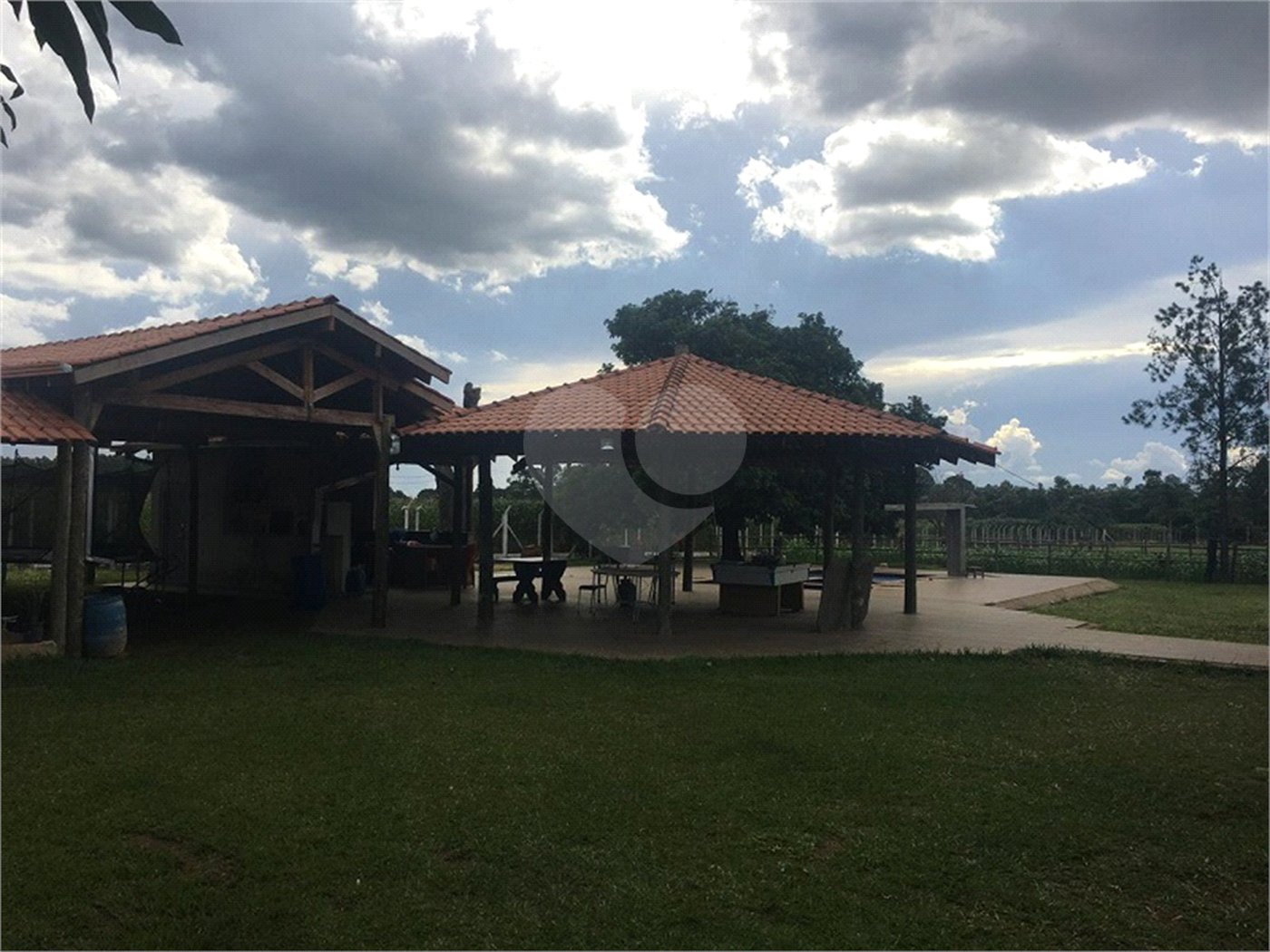 Chácara no Condomínio Itaipu