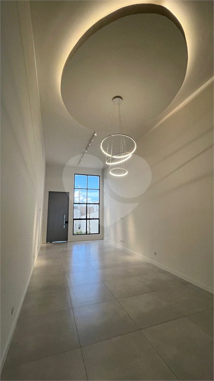 Casa Terrea com 3 suítes a Venda em Atibaia