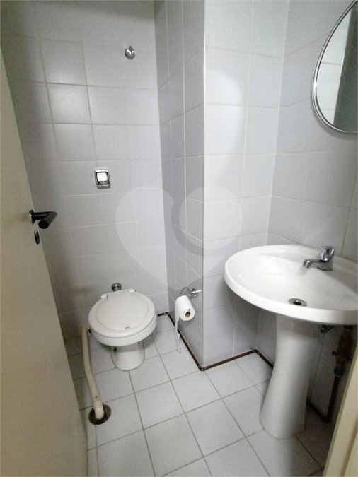 SALA/CONSULTÓRIO ODONTOLÓGICO Região da Paulista, 45m2.