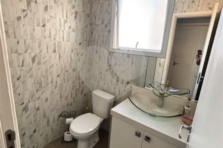 Apartamento com 77m² , 2 dormitórios , sendo 1 suíte , 2 vagas de garagem , a venda no bairro Rudge Ramos.