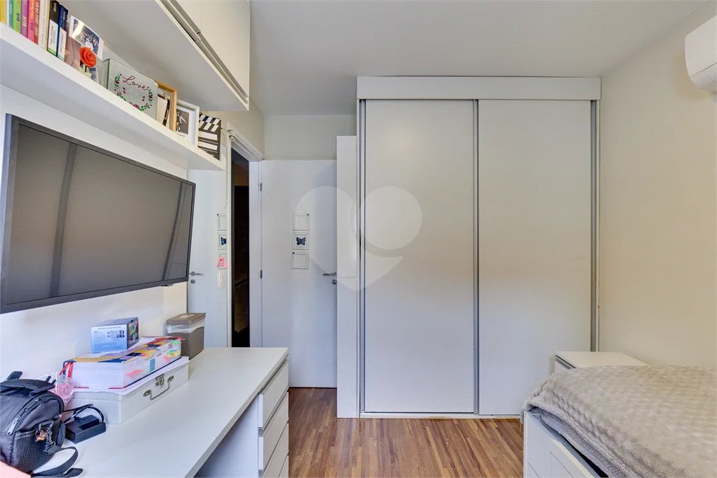 Casa à venda com 3 quartos, sendo 1 suíte, no condomínio Terrara Townhouses, São Paulo - SP