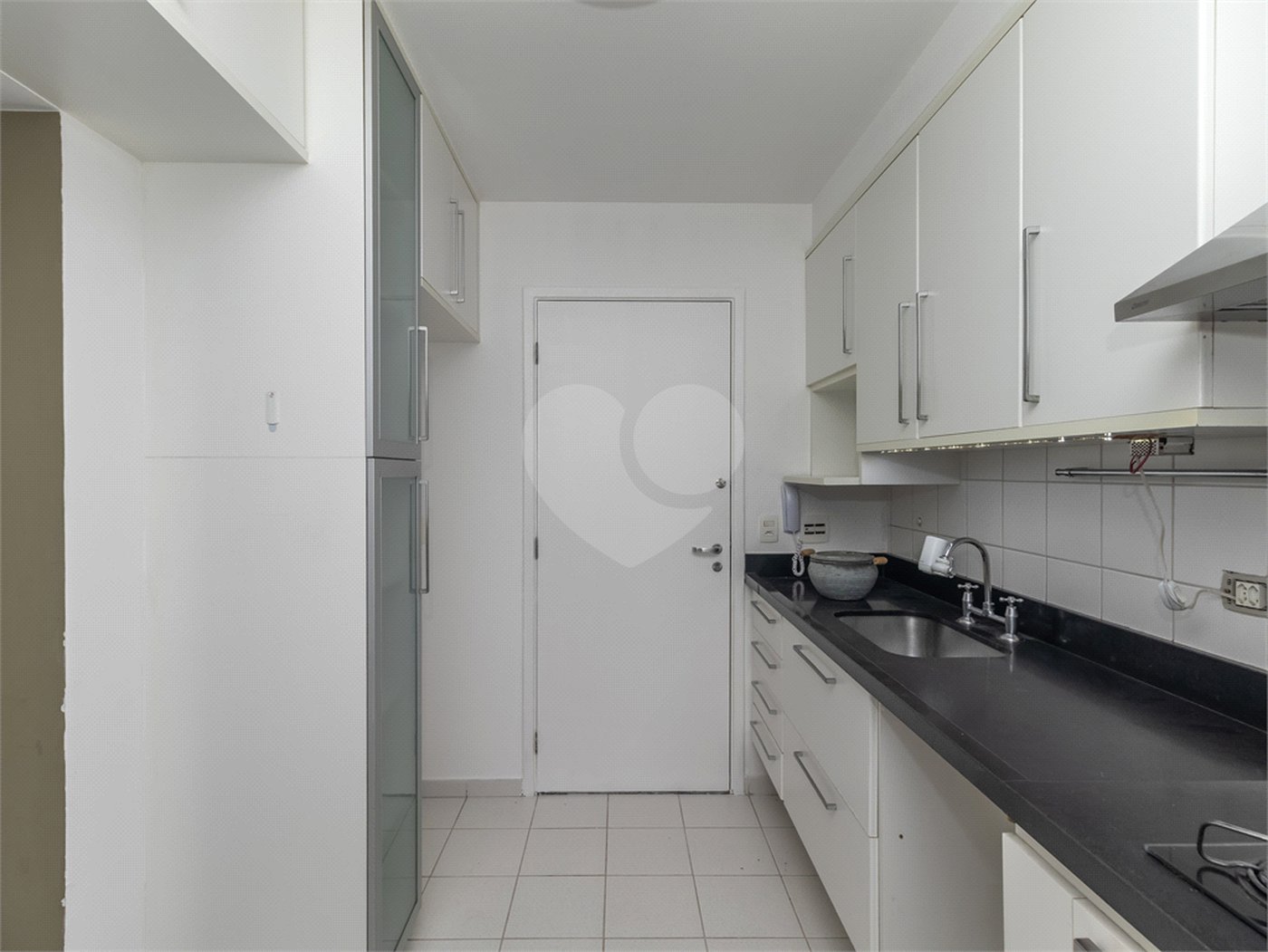 APARTAMENTO 3 QUARTOS 2 VAGAS À VENDA NA SAÚDE VENDER