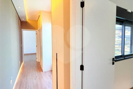 Casa térrea com 3 suítes no Condomínio Residencial Viena em Indaiatuba-SP - Acabamento de alto padrão - R$ 1.690.000,00 - AT 250 m² - AC 158 m² - 3 suítes,, sendo 1 suíte master com closet - Sala para dois ambientes (estar e jantar) - Cozinha planejada com ilha cooktop, forno elétrico e micro-ondas,