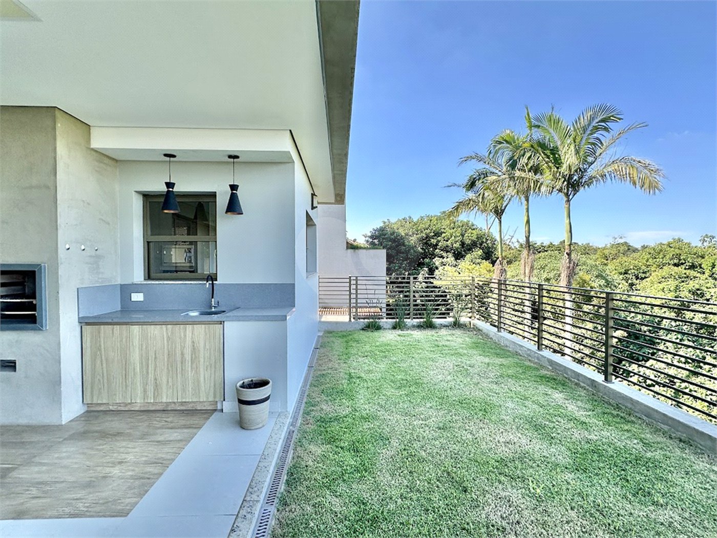 Casa á venda - Granja Viana