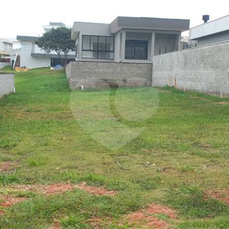 Terreno no Condomínio Santa Isabel II em Louveira