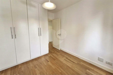 ÓTIMO APARTAMENTO 76 m² ÚTEIS REFORMADO 1 VAGA DE GARAGEM