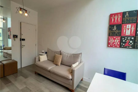 Apartamento à Venda no Campo Belo – Rua Demóstenes, 606